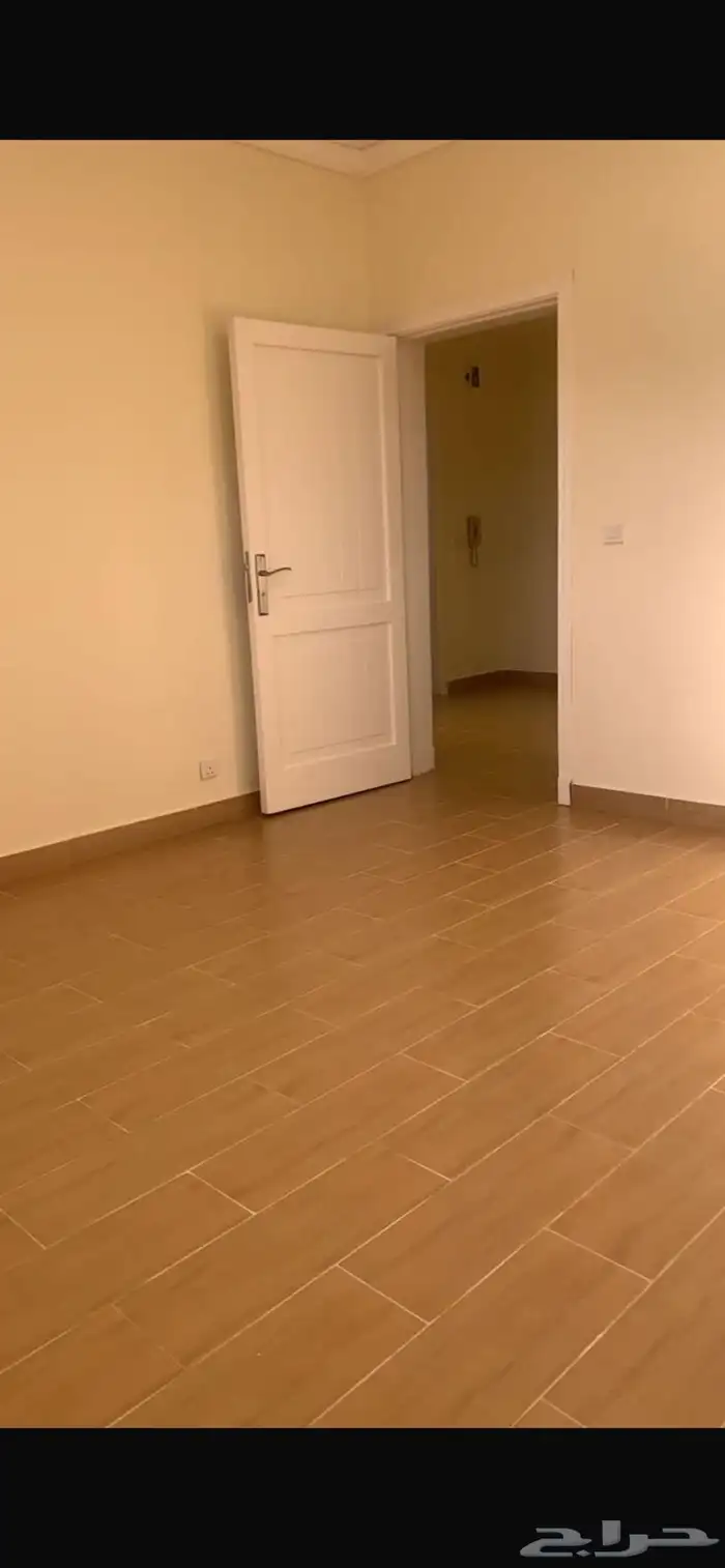 للبيع عماره حي الصفاء نظيفة جدا مكونا من 14 شقة 12