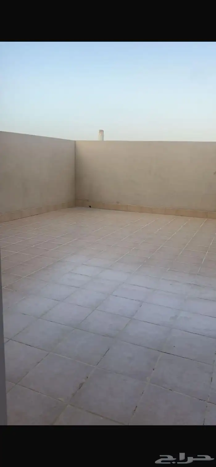 للبيع عماره حي الصفاء نظيفة جدا مكونا من 14 شقة 7