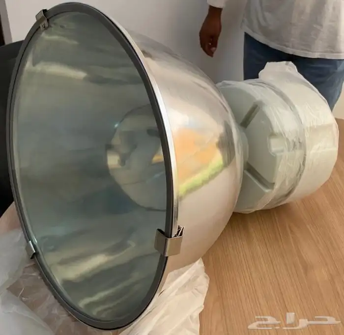 كشافات لمبات إنارة سقف للمستودعات او المصانع جديدة 3