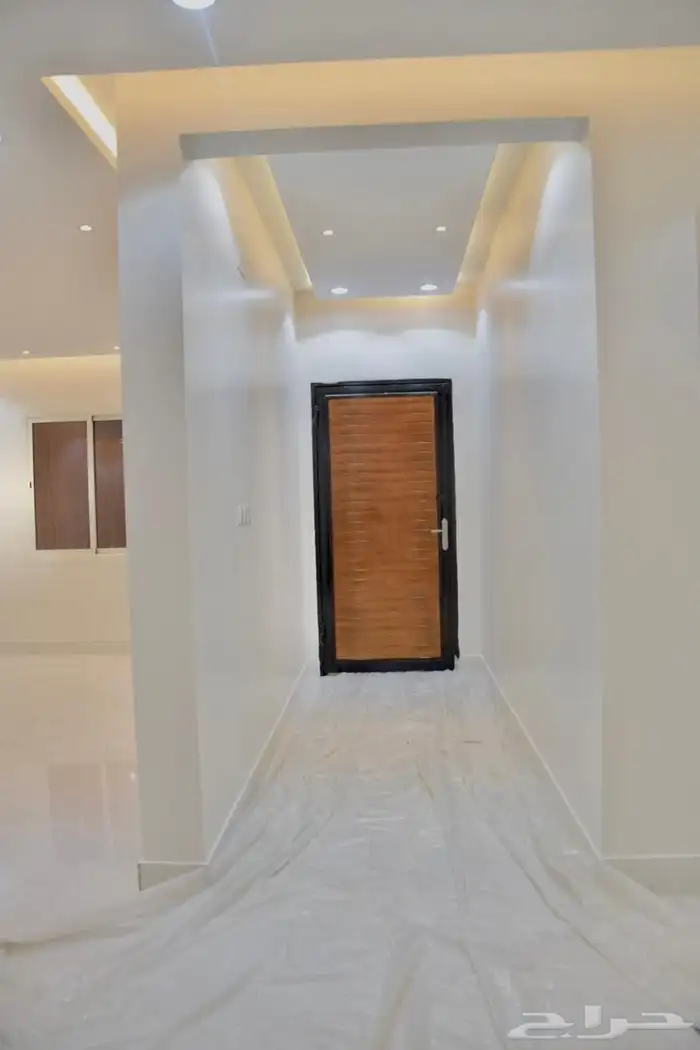 للبيع روف ارضي وشقق علويه بمدينة ابها - حي العرين 19