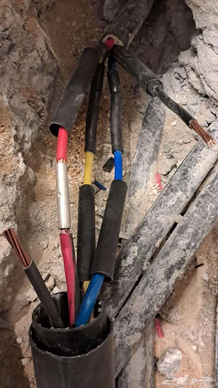 جهاز كشف اعطال الكابلات بالارض كشف التماس الكهرباء فحص كيابل 3