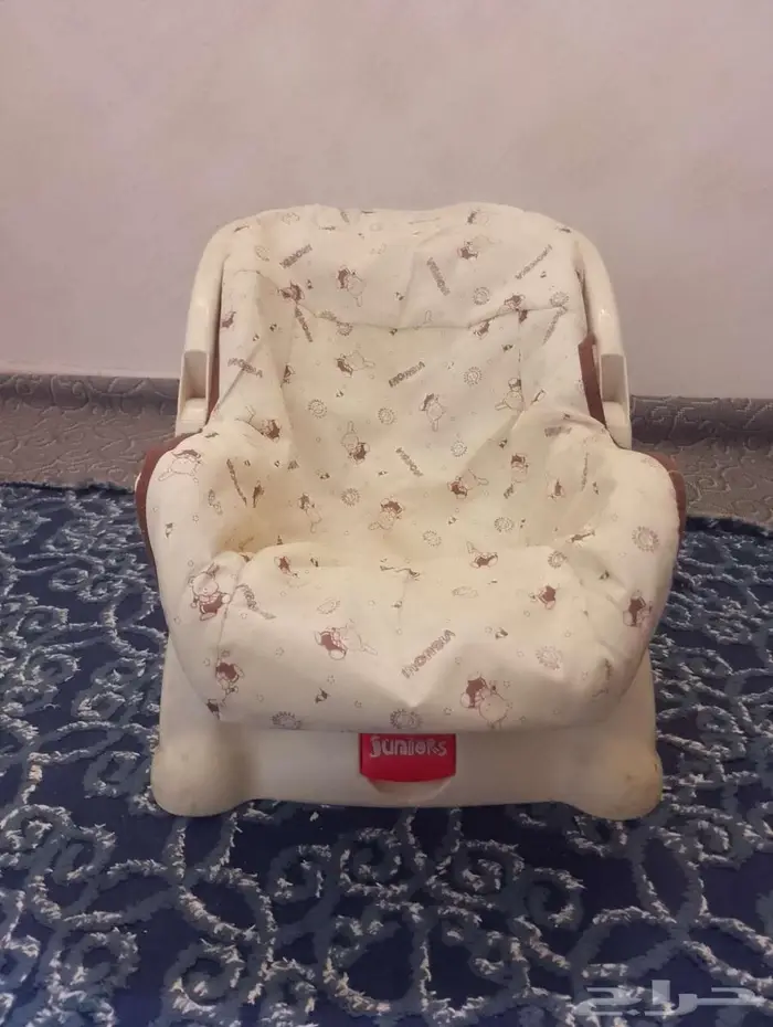 كرسى هزاز وسرير أطفال جونيور 2