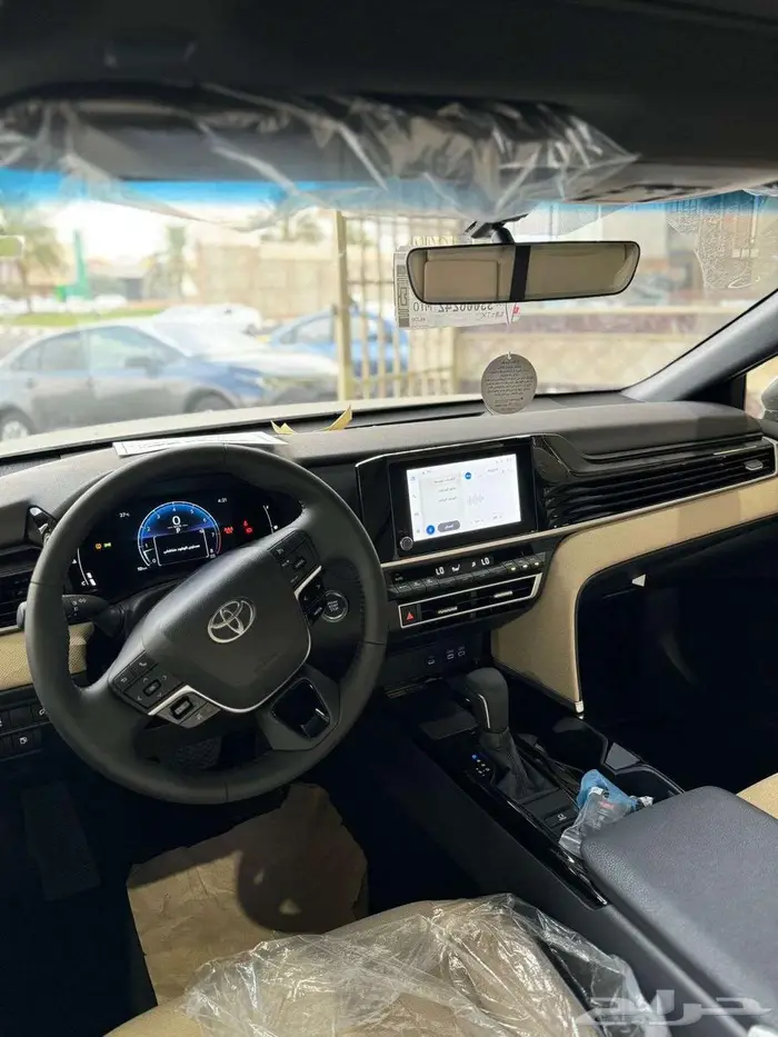 تويوتا كامري le بنزين سودي 4