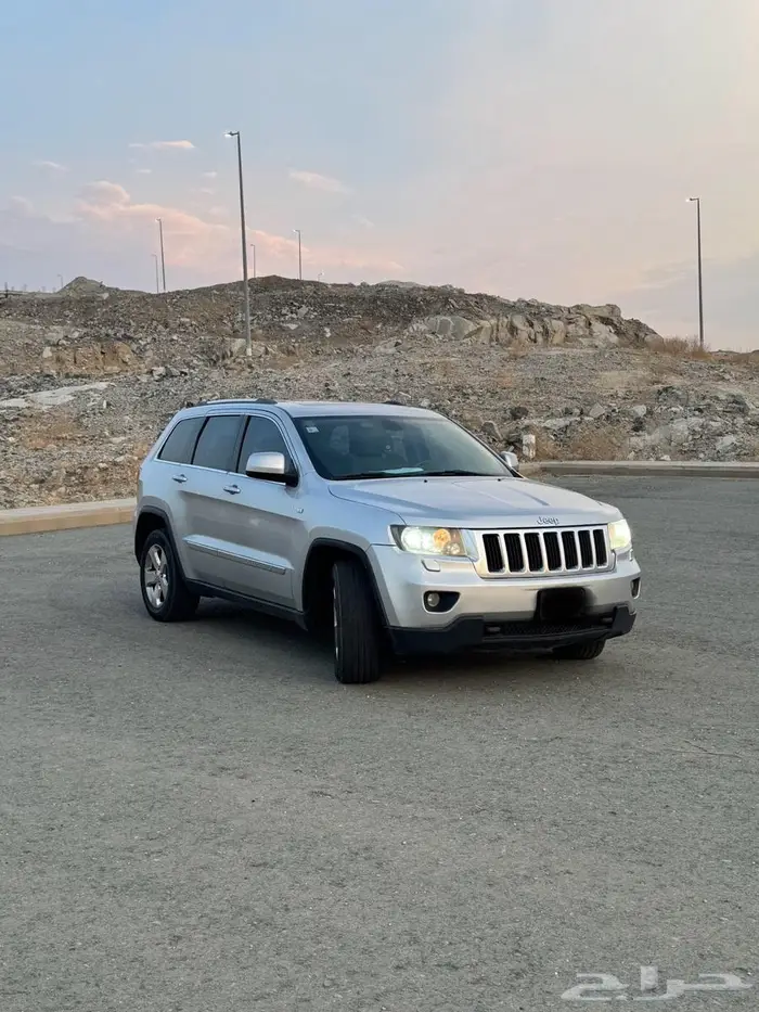 جييب قراند شروكي 2013 3