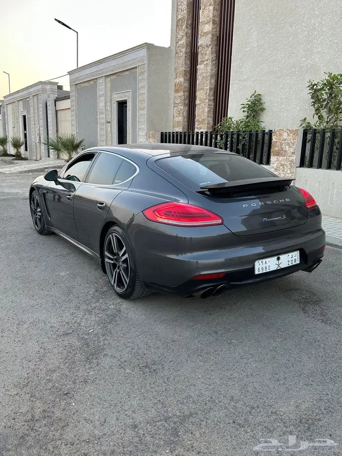 بورش 2014 تنفس طبيعي V6 حد 95 الف 0