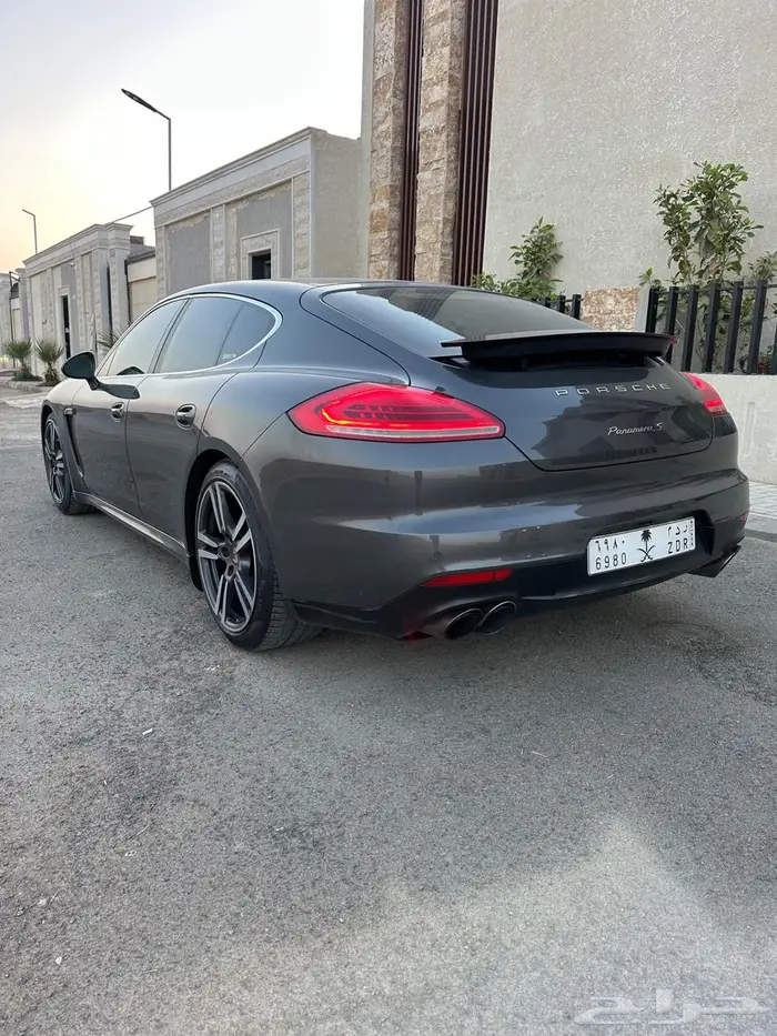 بورش 2014 تنفس طبيعي V6 حد 95 الف 9