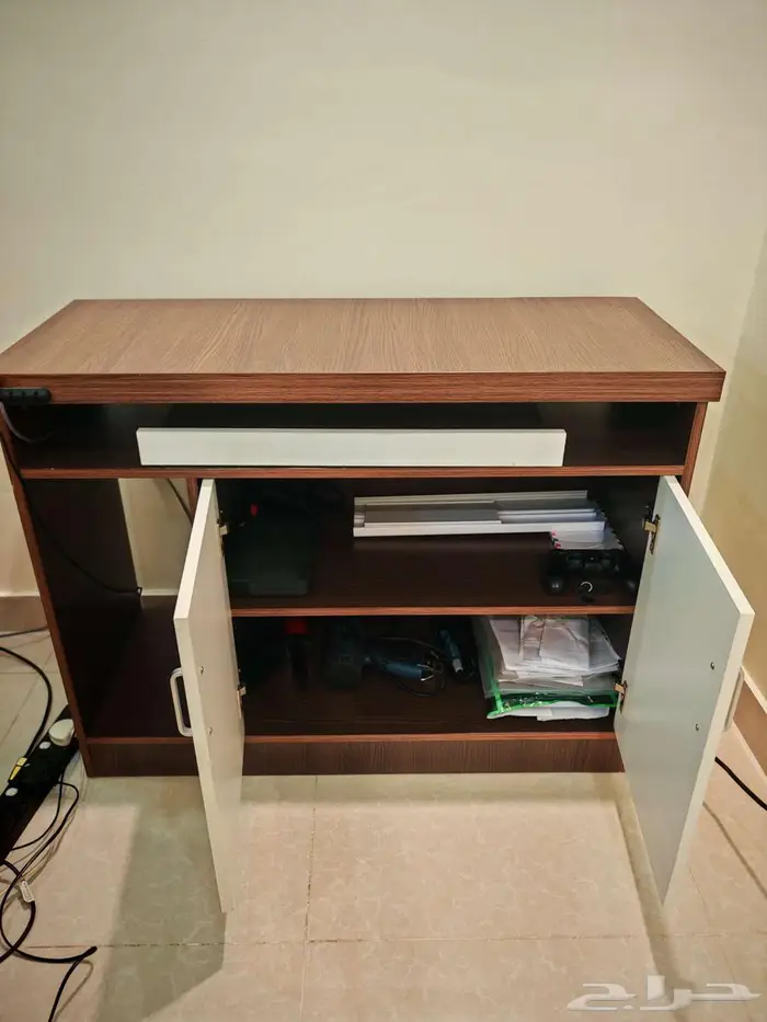 مكتب صغير للبيع شبه جديد 3