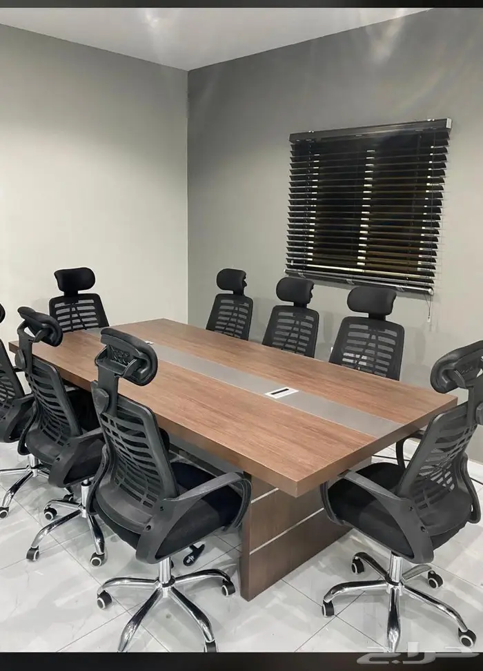 طاولة اجتماعات ملامين فخمة جميع المقاسات بتصميم أنيق وعصري 17