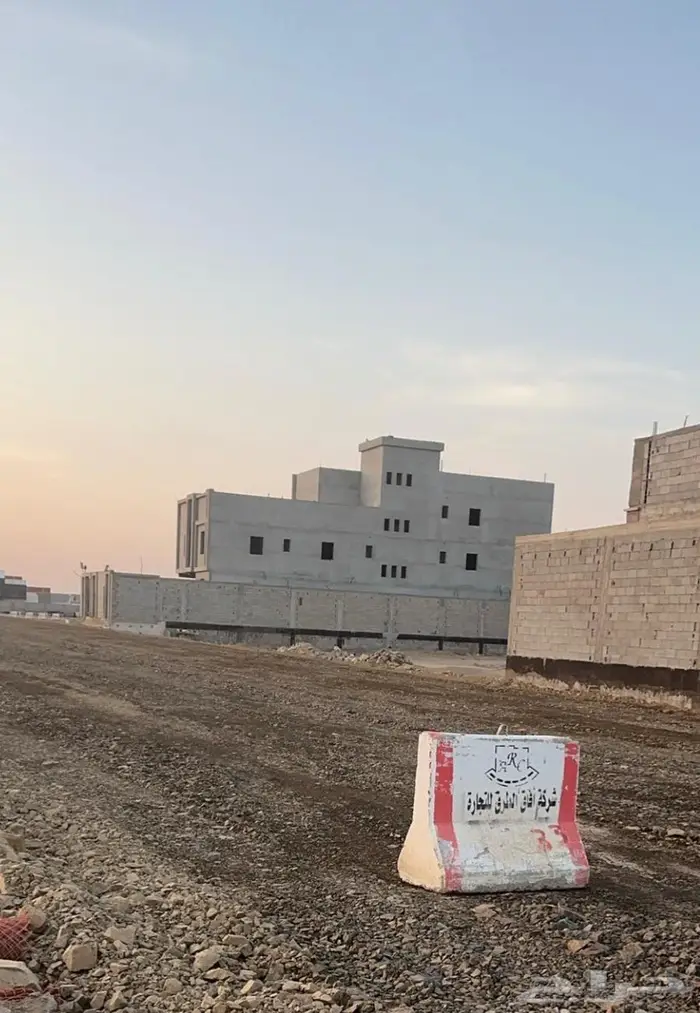 ارض شمال جدة مخطط الجامعيين 0