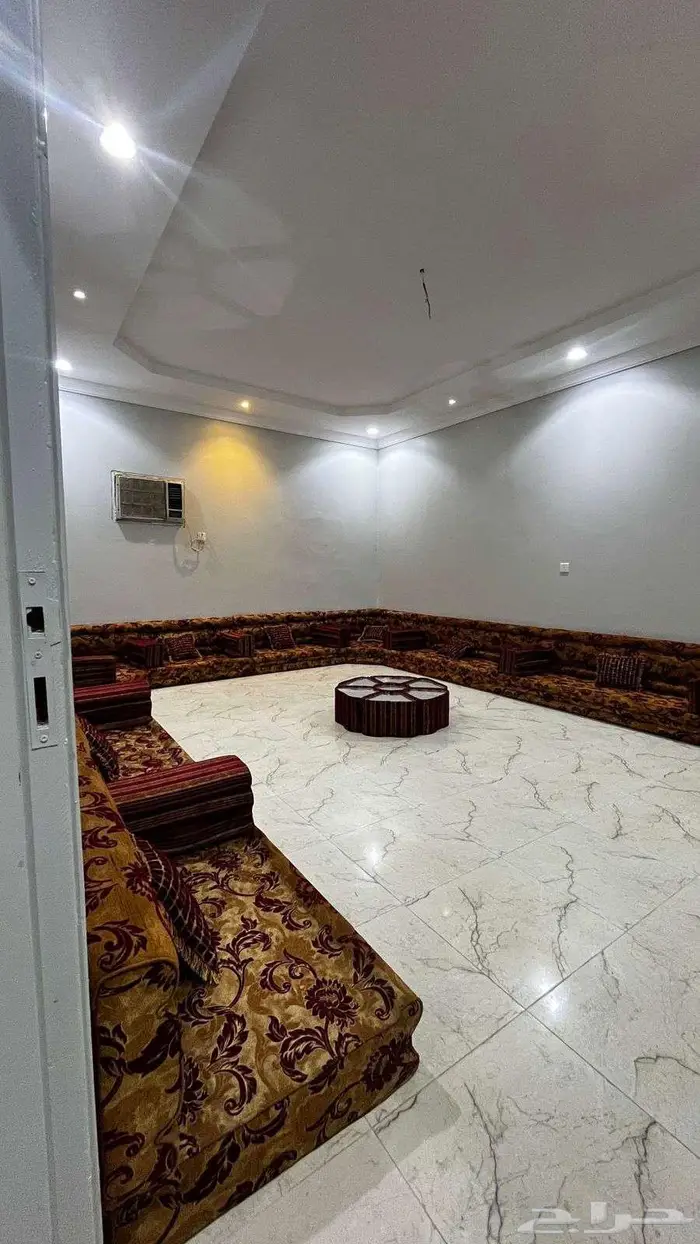 استراحه مؤثثه بالكامل ونظيفة للإيجار اليومي والشهري والسنوي 19