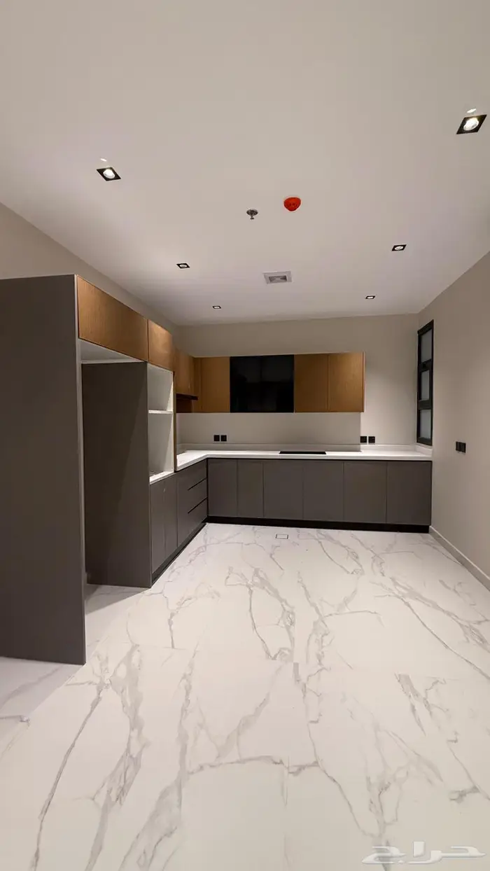 شقة للايجار فاخرة حي الحمراء - الشبيلي 2