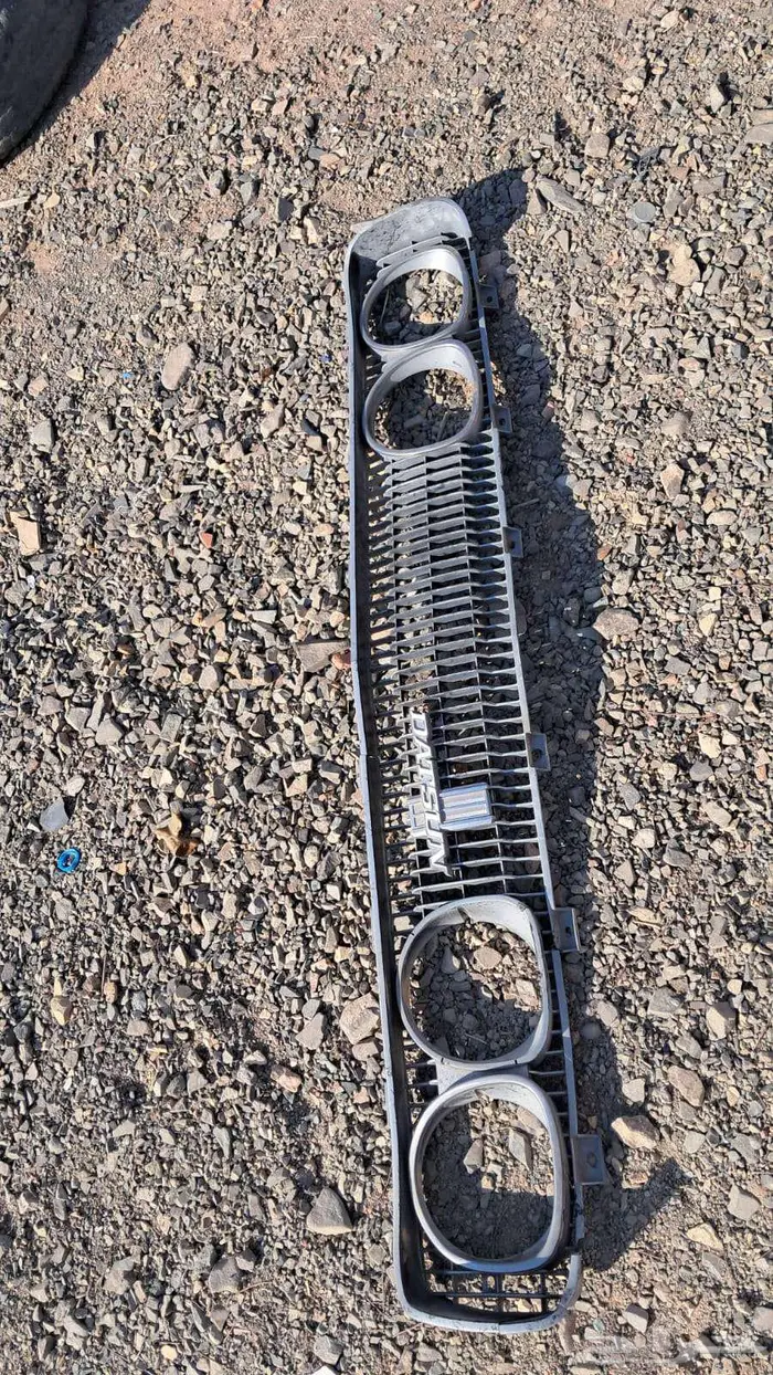 للبيع قطع ددسن 78 قديم غليون من مديل 79 وتحت كل القطع فيه 48