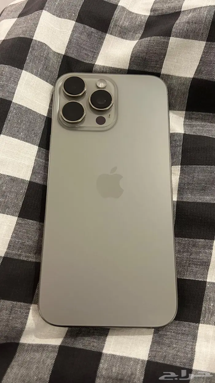 ايفون 16 برو ماكس نظيف جدا (شبه جديد) 0