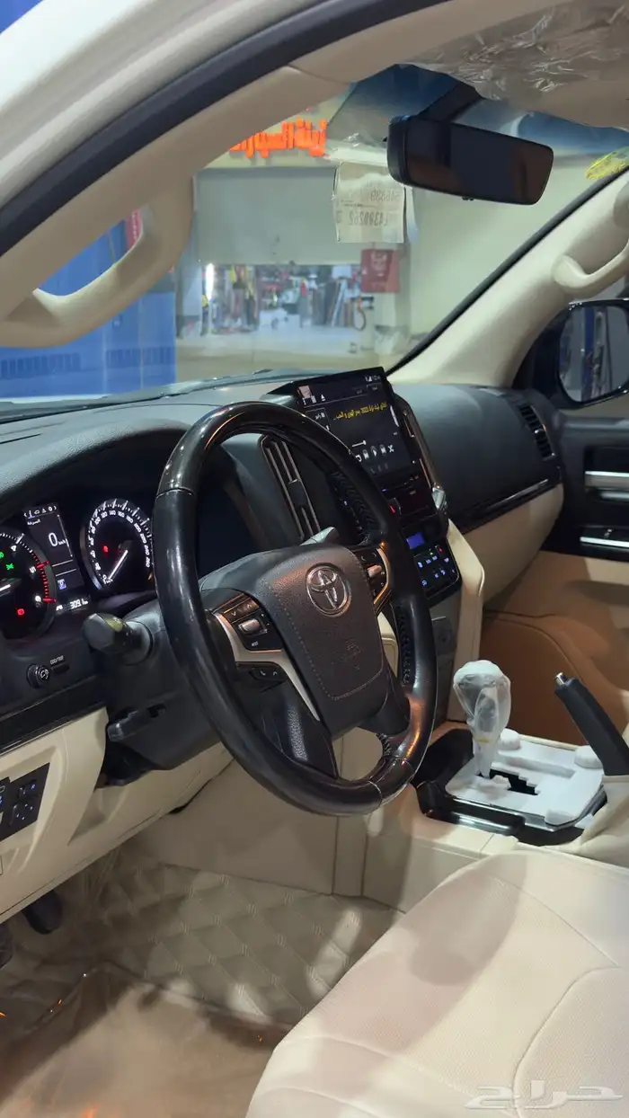 لاندكروز 2020 GXR تورينق L5 جيكسار فل كامل ممشى قليل 9