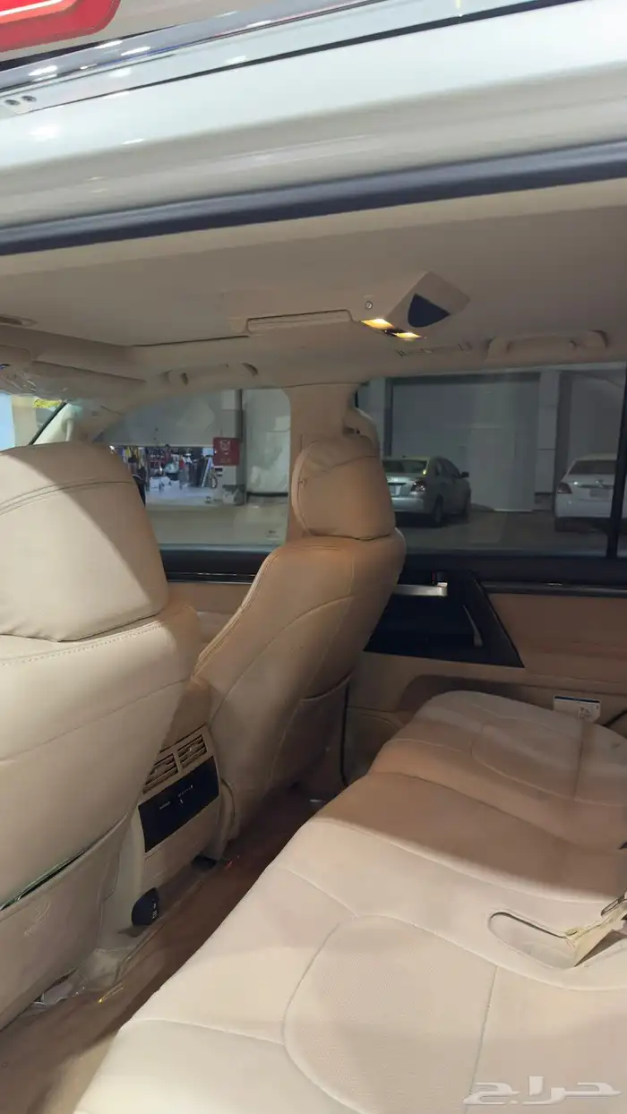 لاندكروز 2020 GXR تورينق L5 جيكسار فل كامل ممشى قليل 7