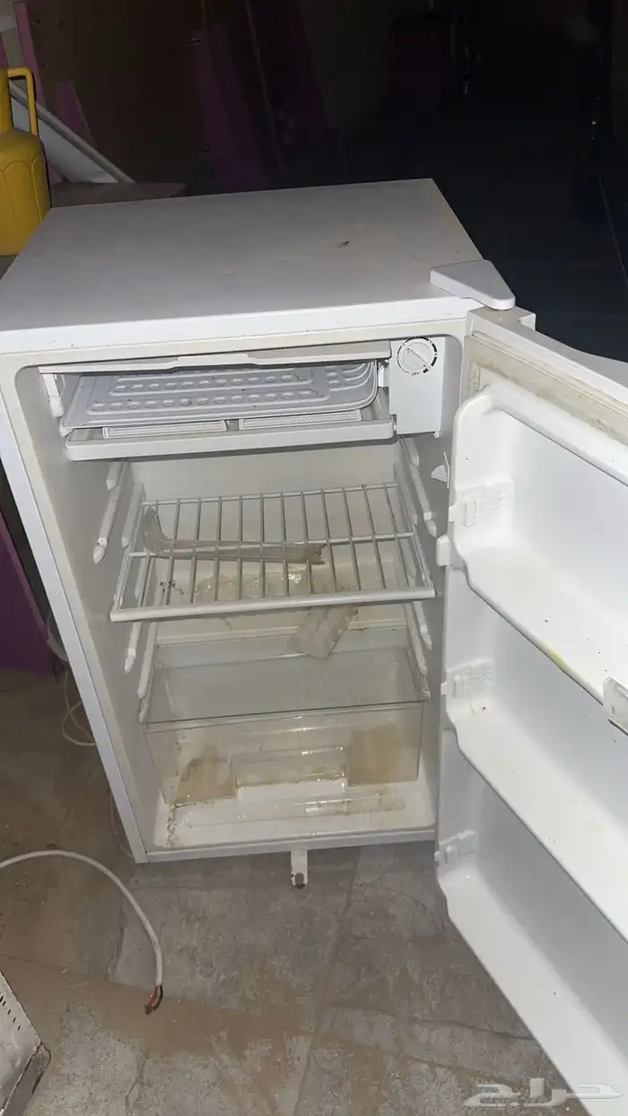 ثلاجة صغيره 1