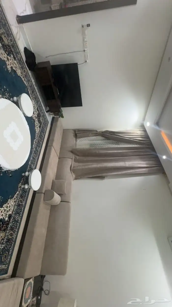 فلتين للبيع بحي المعيزيلة 22
