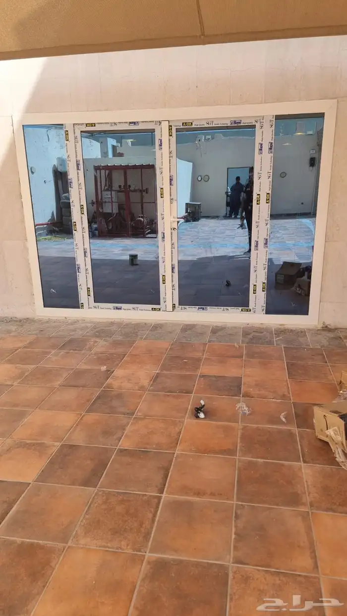 نوافذ و أبواب UPVC وألمنيوم وأبواب WPC و شترات 10