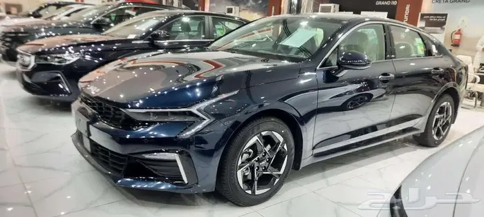 كيا K5 2026 استاندر 2.5 الجبر104.650 بالضريبة تظليل مجاني 9