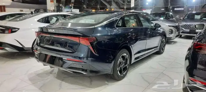 كيا K5 2026 استاندر 2.5 الجبر104.650 بالضريبة تظليل مجاني 7