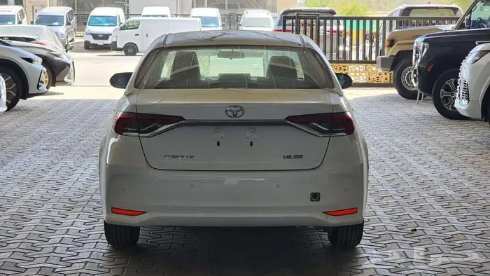 تويوتا كورولا XLI 1.6 طيس بريمى 2025 كاش وأقساااط 5