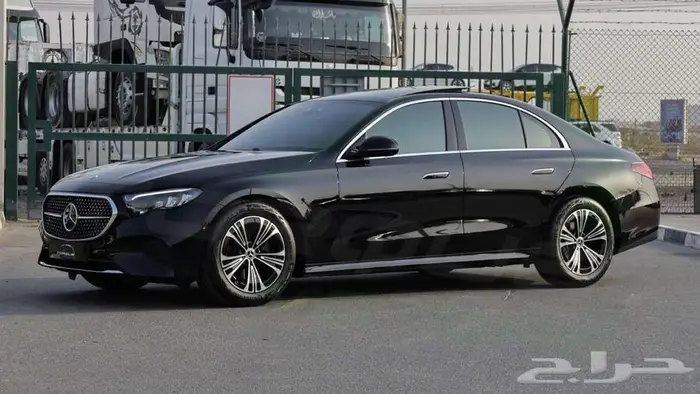 2025 MERCEDES-BENZ E 200 2.0L RWD اصفار مع ضمان 0