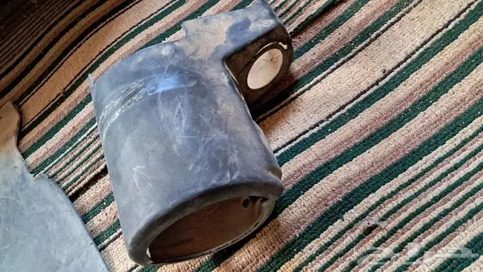 للبيع قطع ددسن 78 قديم غليون من مديل 79 وتحت كل القطع فيه 17