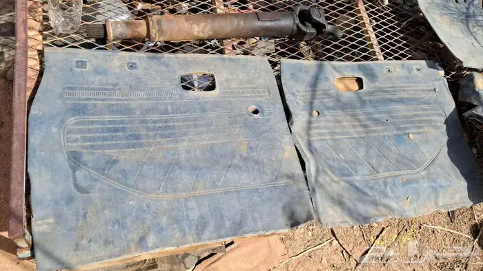 للبيع قطع ددسن 78 قديم غليون من مديل 79 وتحت كل القطع فيه 20