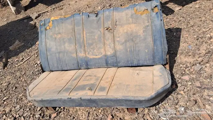 للبيع قطع ددسن 78 قديم غليون من مديل 79 وتحت كل القطع فيه 59