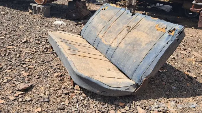 للبيع قطع ددسن 78 قديم غليون من مديل 79 وتحت كل القطع فيه 58