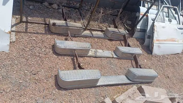 للبيع قطع ددسن 78 قديم غليون من مديل 79 وتحت كل القطع فيه 75