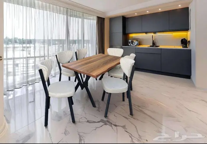 طاولات طعام صناعة تركي بالكرتون 0