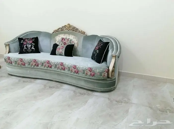كنب كلاسيك 11