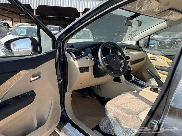 ميتسوبيشي اكسباندر 2024 نقد وتقسيط (( تصفية )) 3