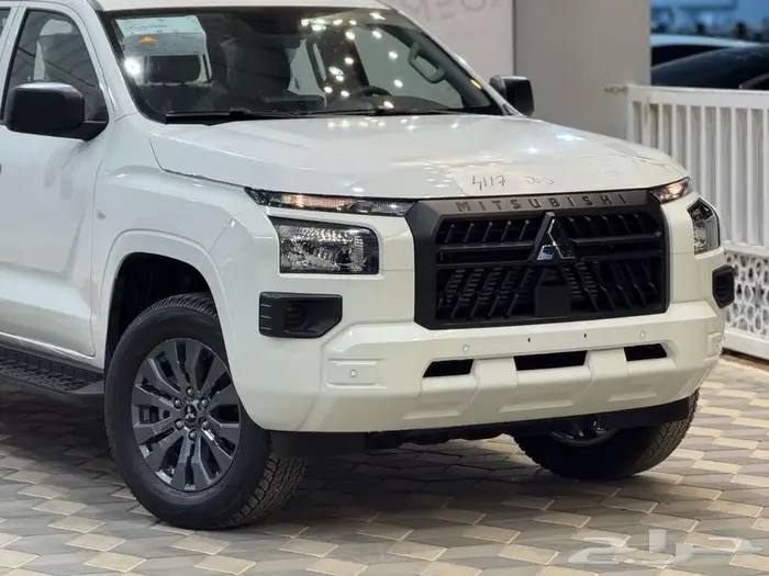 ميتسوبيشي L200 غمارتين دبل 2024 قسطها مع اليوم الوطني 2