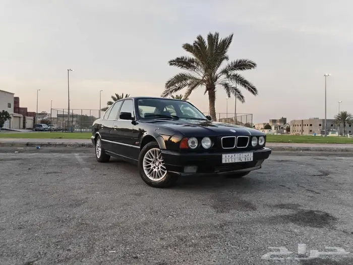 للبيع بي ام دبليو e34 4