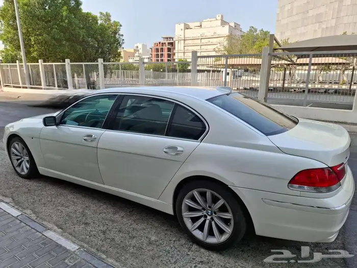 سيارة موديل BMW 2008 للبيع بإذن الله 7
