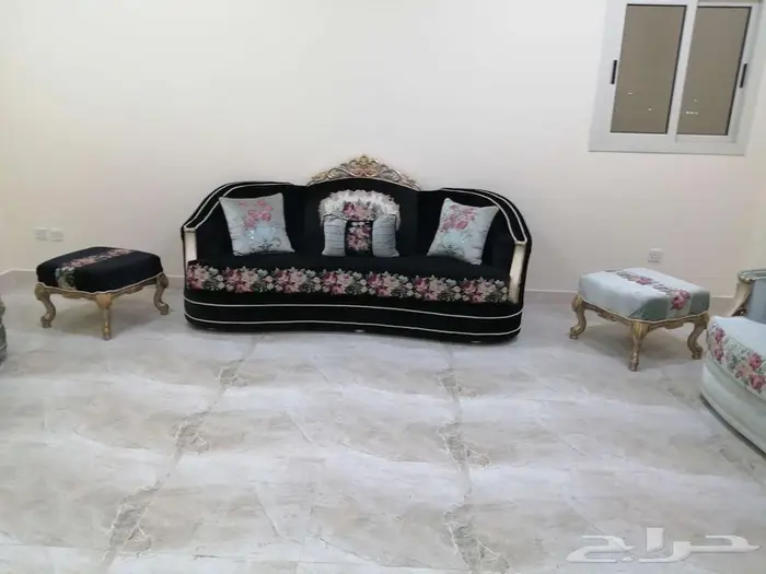 كنب كلاسيك 9