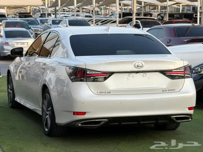 لكزس GS200 T نظيف جدا لوحات دبي 5