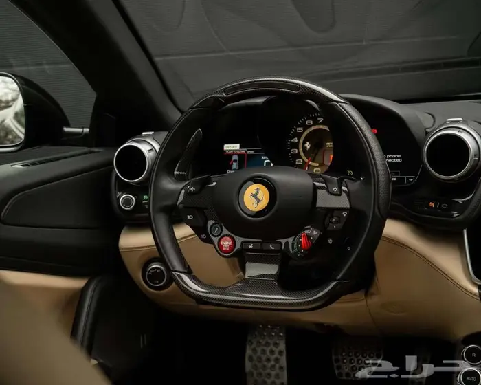 فيراري Ferrari GTC4Lusso 11