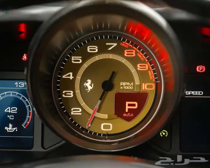 فيراري Ferrari GTC4Lusso 13