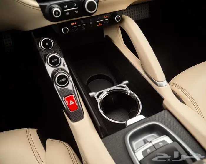فيراري Ferrari GTC4Lusso 17