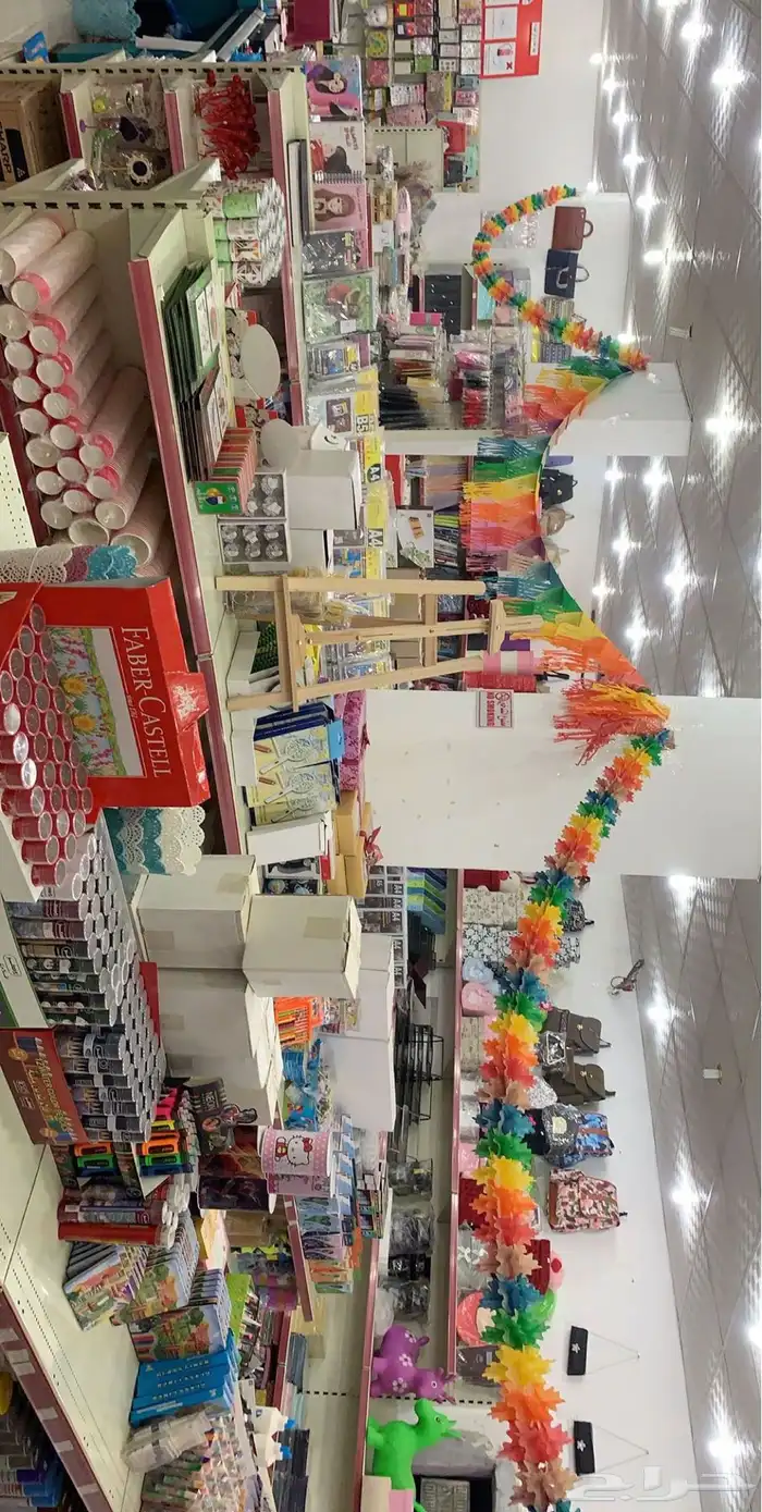 بضاعة مكتبه وارفف محل للبيع 2