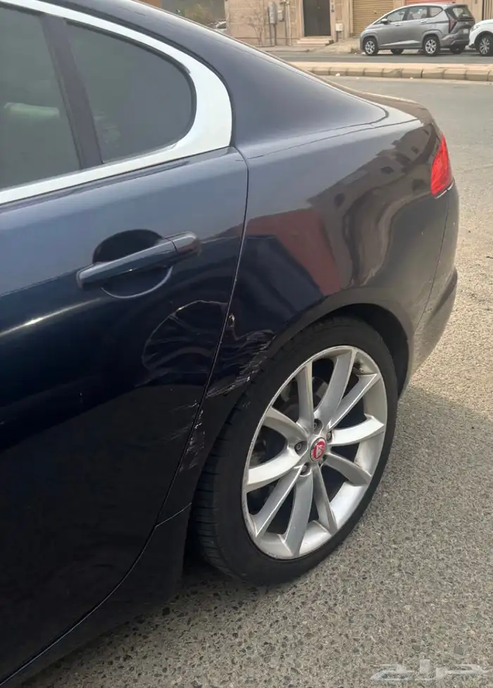 جاقوار xf 2014 1