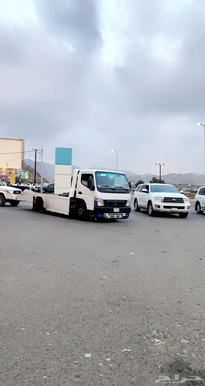 سطحه خميس مشيط وابها لنقل الداخلي والخارجي 3