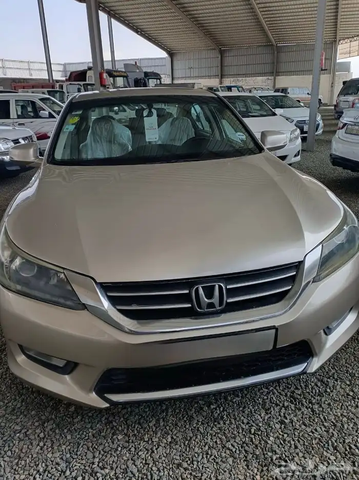 هوندا اكورد 2013م 3