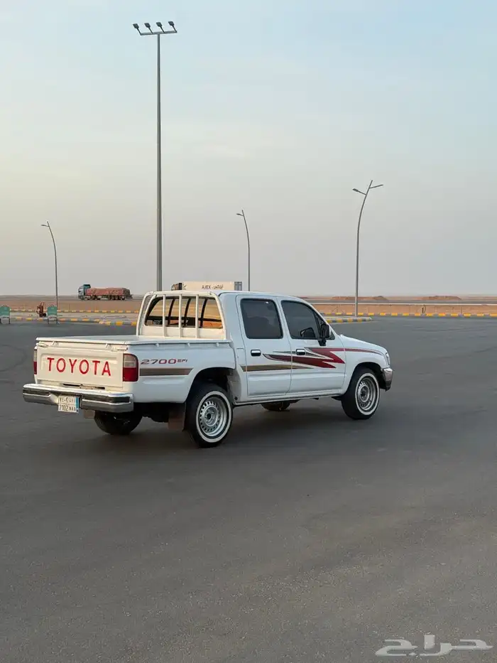 هايلكس غمارتين 2003 4