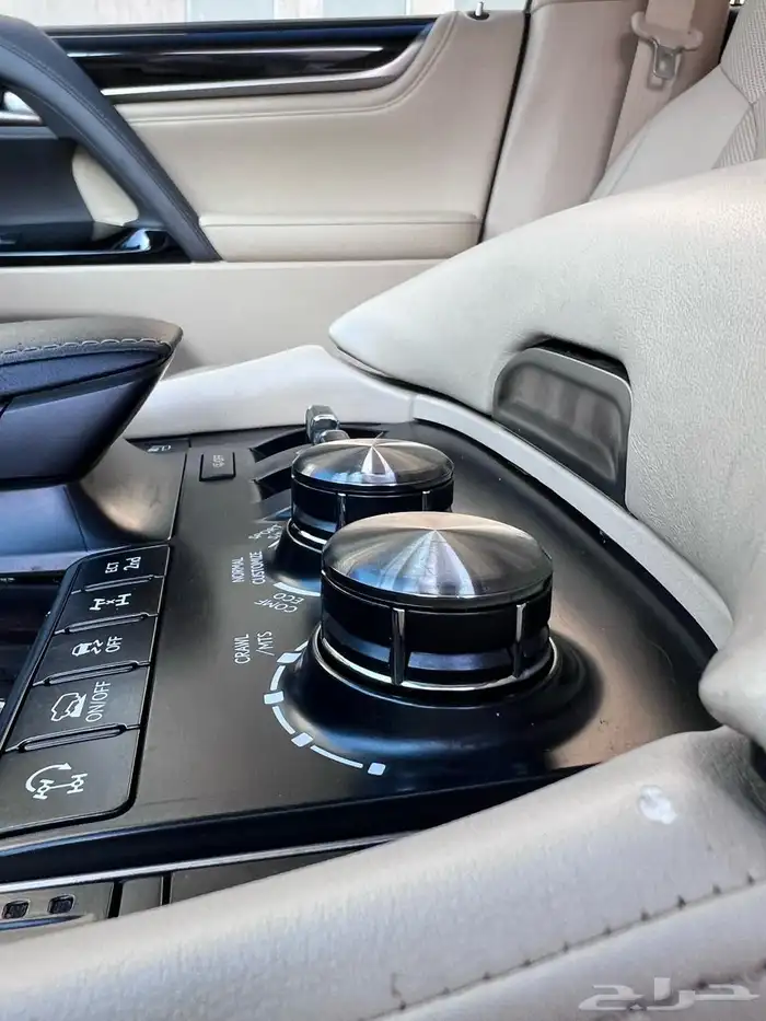 لكزس 2019 سعودي 17