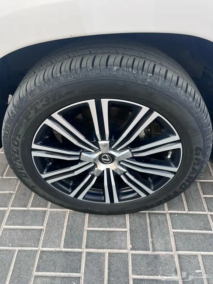 لكزس 2019 سعودي 22