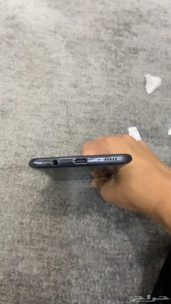 سامسونق A 50 نضيف ولا قد انفك ع السوم 4